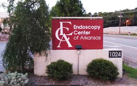 Street sign for Endoscopy Center of Arkansas